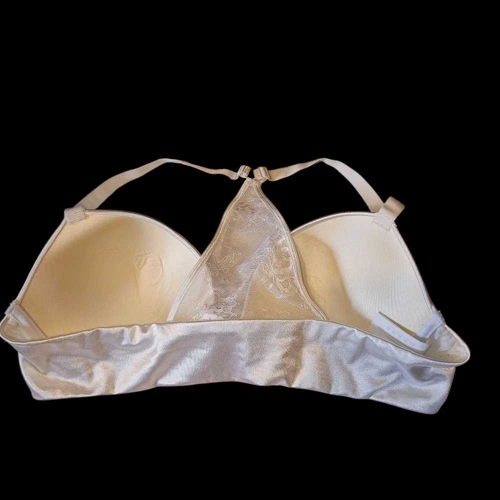 Chic White Women's Bra